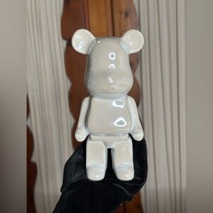 Bear Bank White